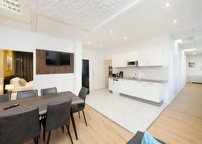 Big 7Rms City Central Loft, 1Alocation