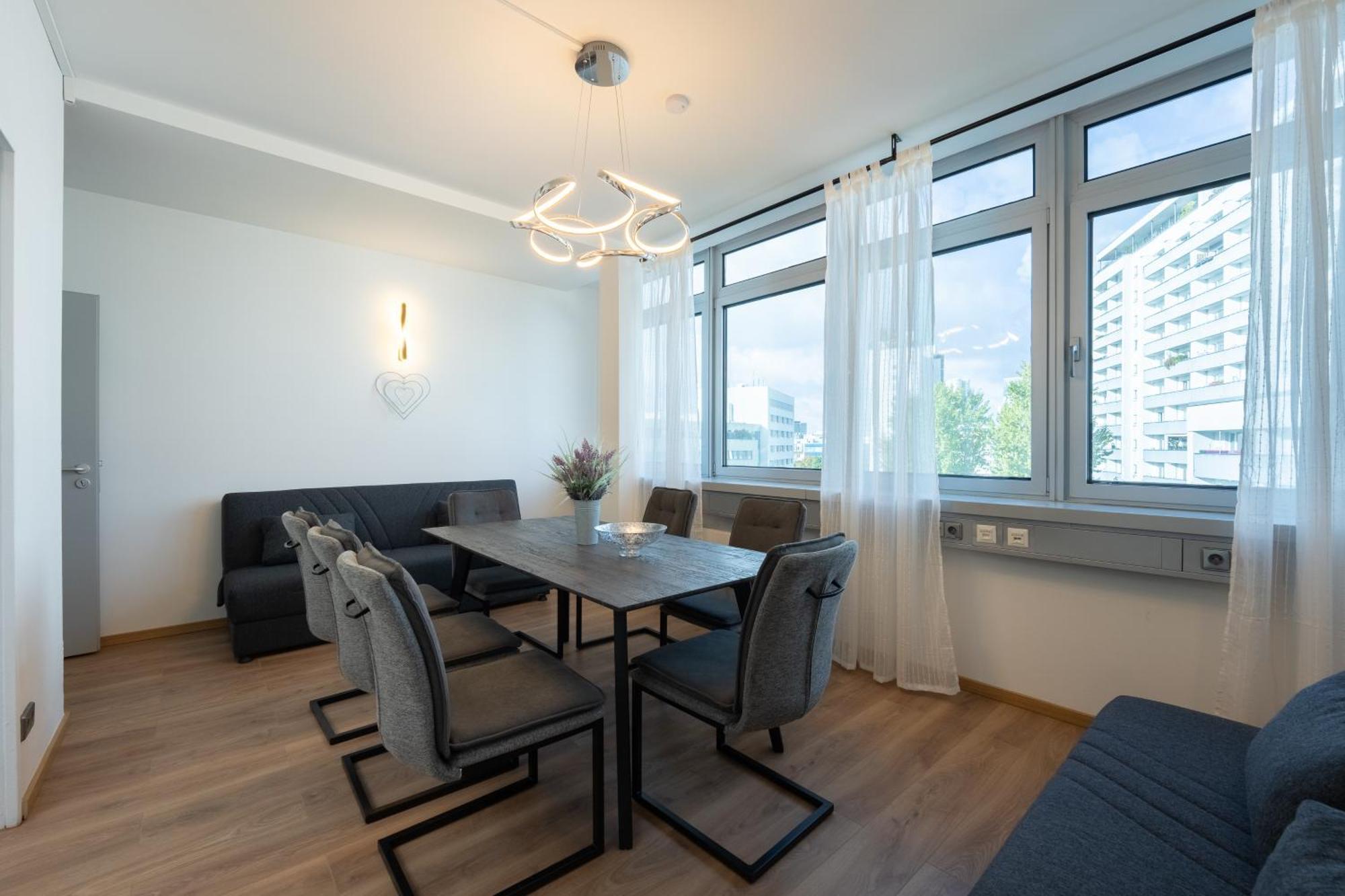 Big 7rms Loft, 1alocation * Berlin