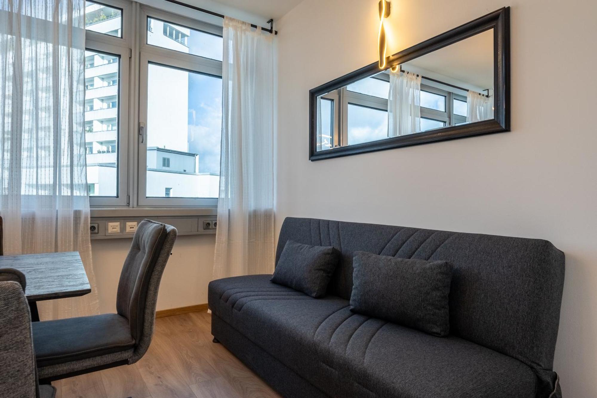 Apartment Big 7rms Loft, 1alocation Berlin